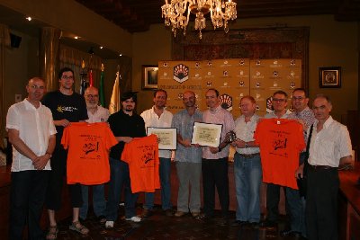 El movimiento Bici Campus recibe el premio Ring Ring de la Plataforma Carril Bici