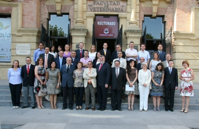 Foto de familia tras las tomas de posesin