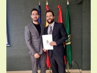 Daniel Bravo (UCO) y Carlos Barceló Seguí (Universidad de las Islas Baleares) recogiendo el premio “Carlos de Blas Beorlegui”