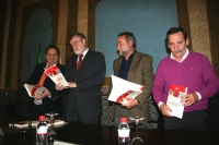 De izquierda a derecha, Miguel Agudo, Jos Manuel Roldn, Francisco Fernndez Sevilla y Antonio Fernndez en la presentacin de ligro de UGT-A coordinado por Agudo