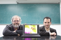 Sebastin Ventura y Carlos Garca Martnez, en el laboratorio de su grupo de investigacin