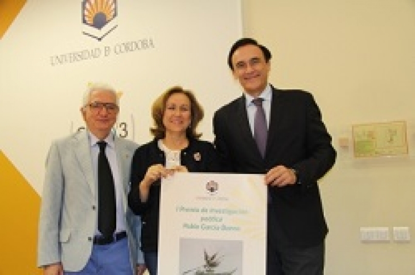 La Universidad de Córdoba crea el I Premio de Investigación Poética Pablo García Baena